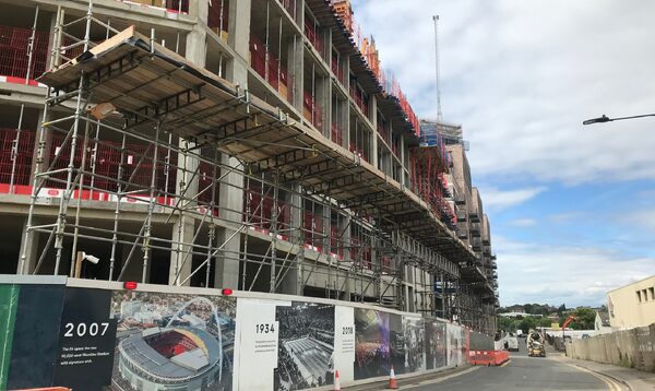 large scaffolding contractor